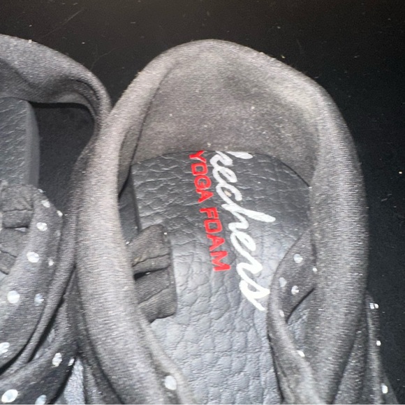 Skechers Women's Size 8 Yoga Foam Flip Flops Black Thong Ankle Strap Sandals - Picture 7 of 11